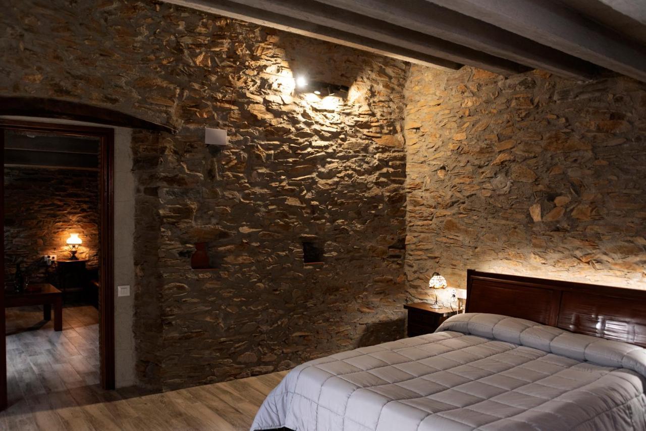 Masia Casa Nova De N'illa Villa