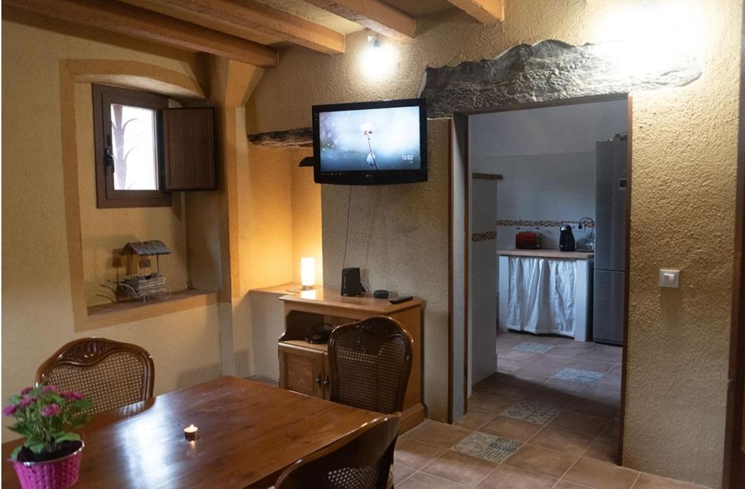 Masia Casa Nova De N'illa